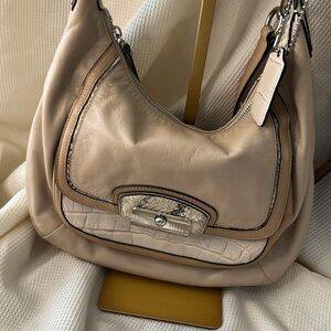 Coach Leather Shoulder Bag